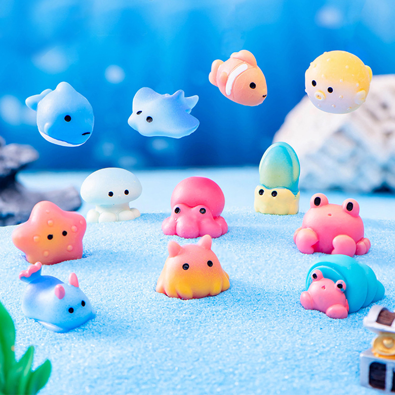 Marine Aquarium & Regional Centre Photos - Marine Animals Figurine Dolphin Octopus Jellyfish