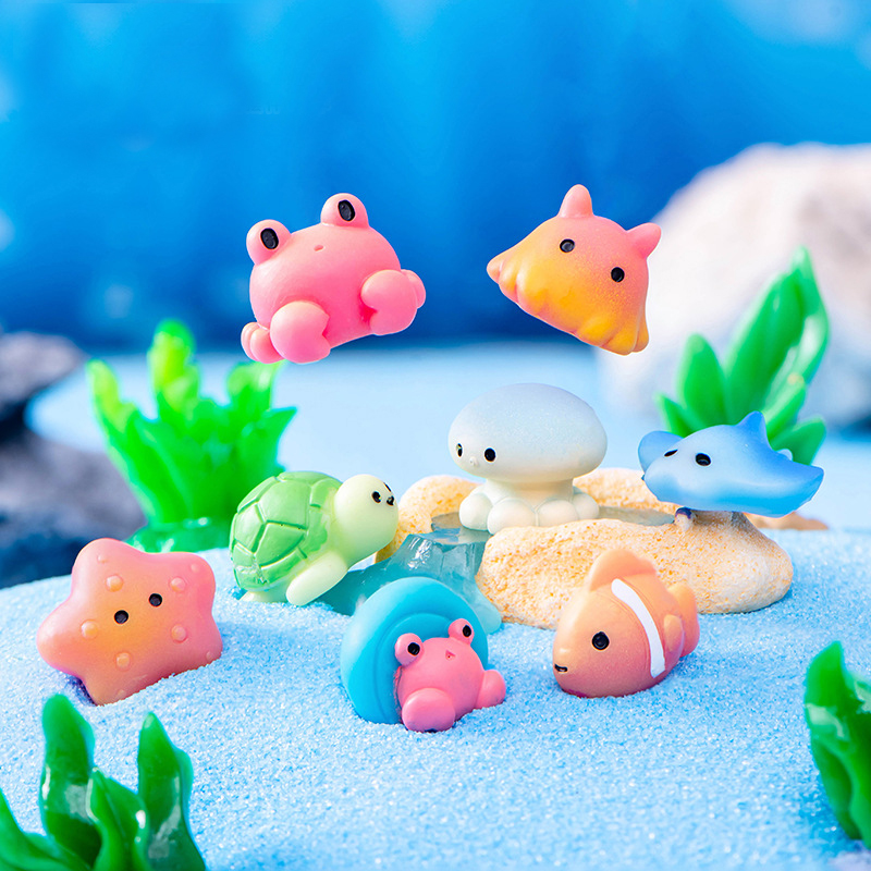 Marine Animals Figurine Dolphi - Marine Aquarium & Regional Centre Photos 评论和价格
